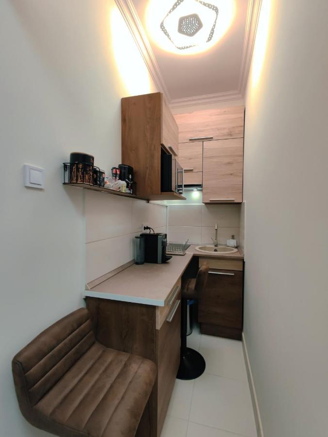Central Palace Apartman ديبريتْسين المظهر الخارجي الصورة