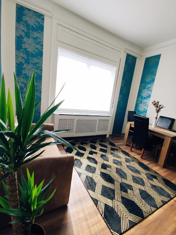 Central Palace Apartman ديبريتْسين المظهر الخارجي الصورة